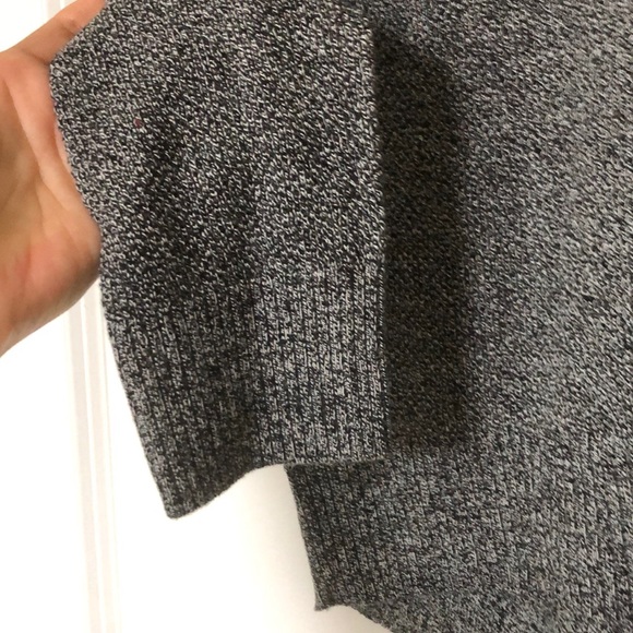 Long sleeve sweater - Picture 2 of 2